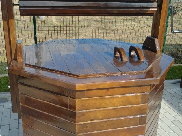 Wooden Well  With Metal Handle