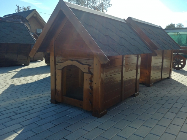 Kennel of Wood (0183)