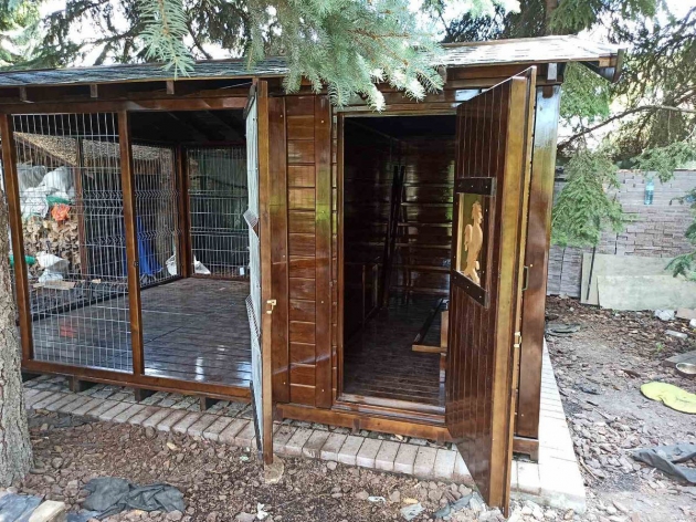 CHICKEN COOP