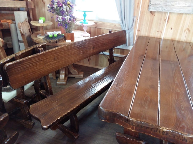 Table BEAR with Benches