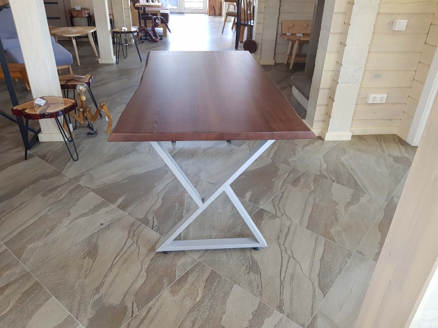 TABLE LIGHT