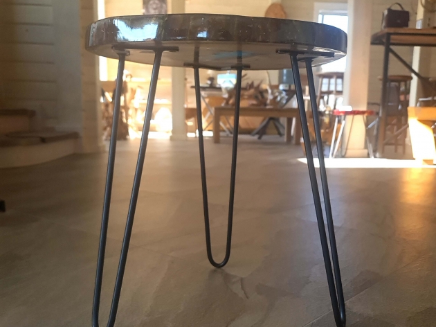 JOURNAL TABLE SKYLE 02