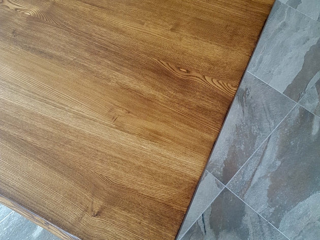 DINING TABLE TITAN