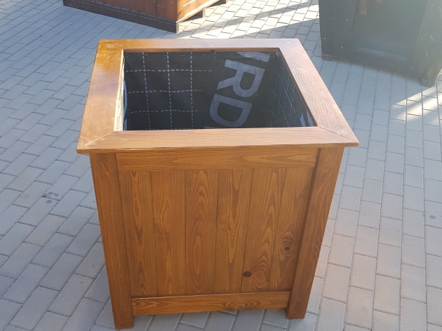 BOX FOR PLANTS (0125)