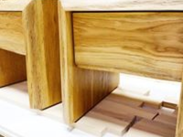Bedside Table of Oak`s Solid