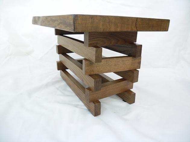 MINI COFFE TABLE