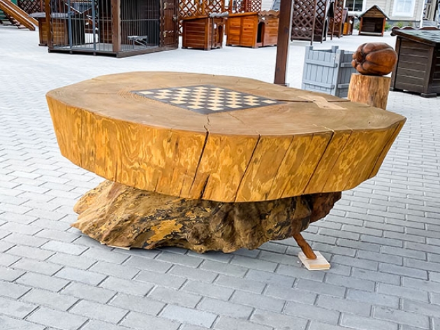 CHESS TABLE (003)