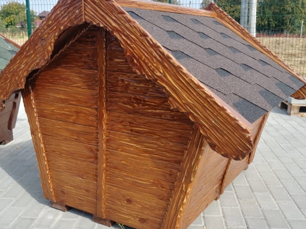Kennel of Wood (0179)