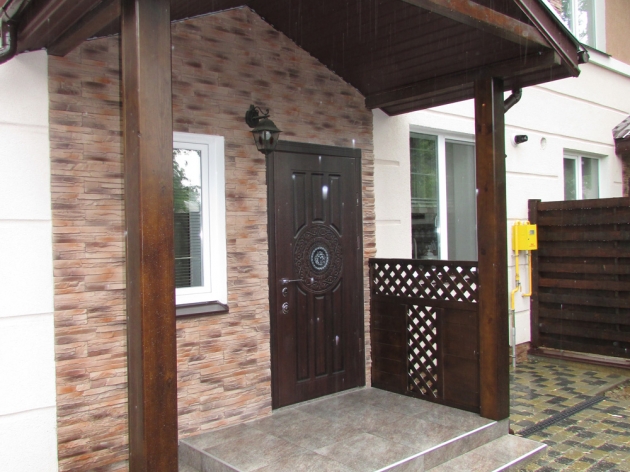Porch of Wood