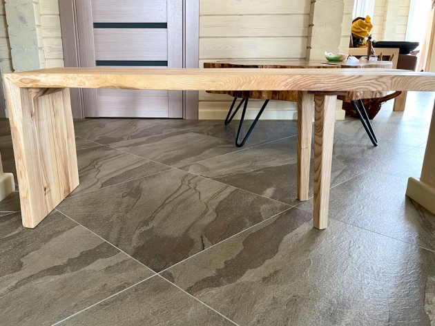 Banquette bench