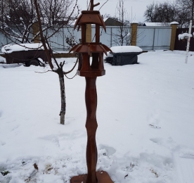 Two-Part Feeder