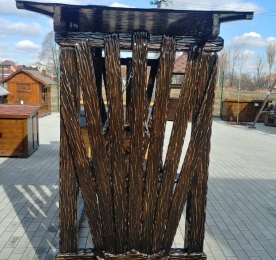 Гойдалка з дерева (1112)