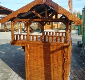Будка з дерева (1103)