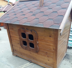 Children's House of Wood
