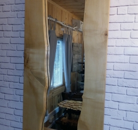 Дзеркало з масиву клена