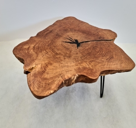 Solid cut table 0018