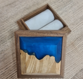JEWELRY BOX
