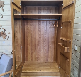 Fad wardrobe closet