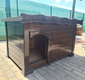 KENNEL OF WOOD