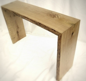 Console of Oak`s Solid 012