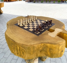 Chess table (001)