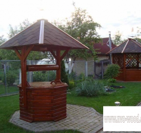Wooden well  (0071)