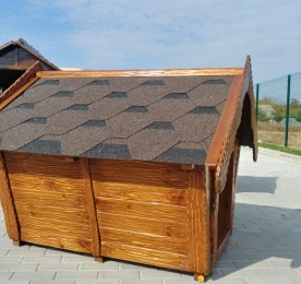 Kennel of Wood (0179)