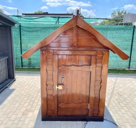Children`s play house of natural wood (0140)