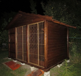 Вольєр (0375)