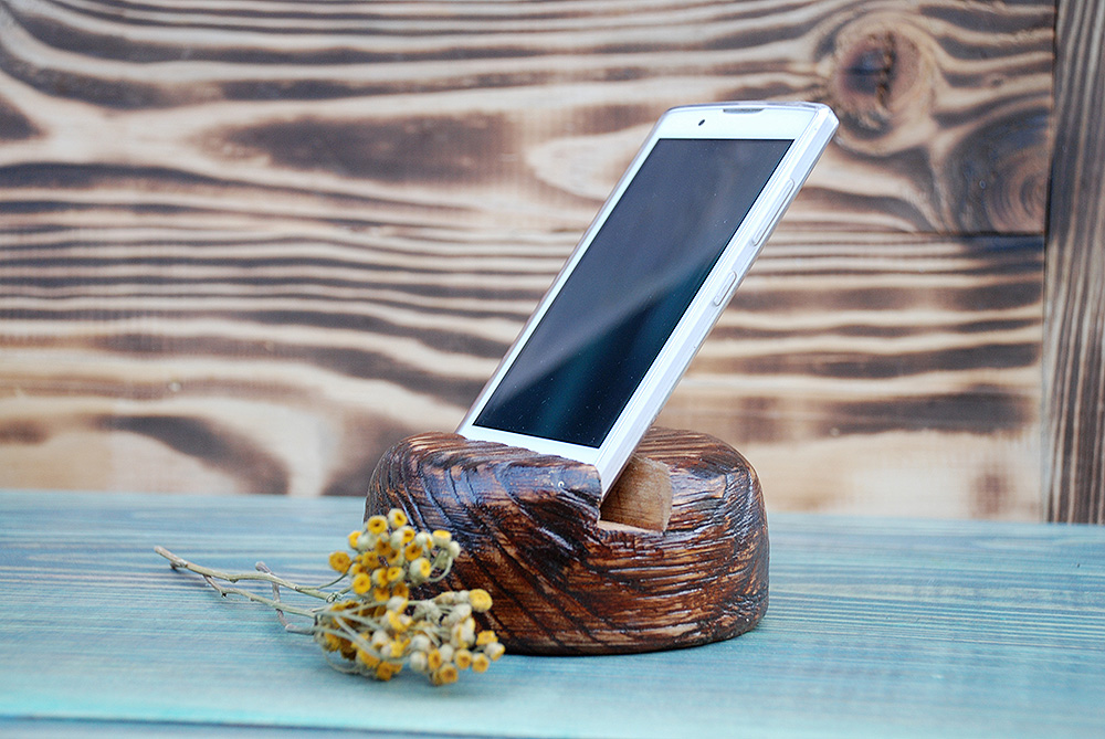 full_derevyana-podstavka-pod-telefon-dp011-4-1